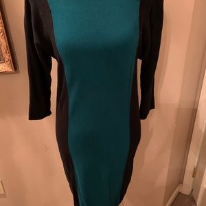 Color block 3/4 sleeve sweater dress 💚🖤